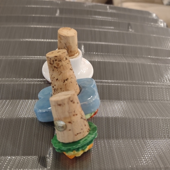 𝅺Cork wine stoppers for wine bottles - Picture 2 of 3